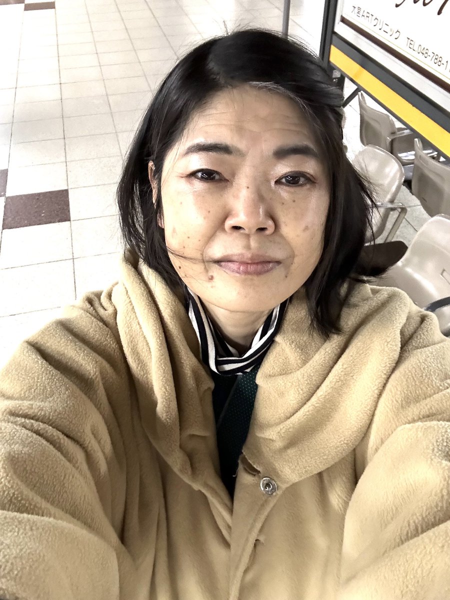 master_minmin's tweet photo. #上野藤木屋　出勤します‼️

2月の出勤日は
7(土) 21(土)
23(月・祝)28(土)

今日、#JOTAROSAITO の
#ジャージキモノで。

今日は午後から雪の予報。
お足元にお気をつけて、お越しください。
お待ちしています‼️

#浴衣　#ゆかた　#yukata
#上野　#藤木屋　#東京　#Tokyo
#男着物　#samue #jinbei https://t.co/EE5H2ICDXh