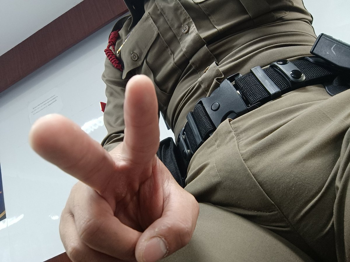 เข้างานแล้ว ตียาวถึง2ทุ่มครับวันนี้ พี่ๆไปภารกิจกันหมด