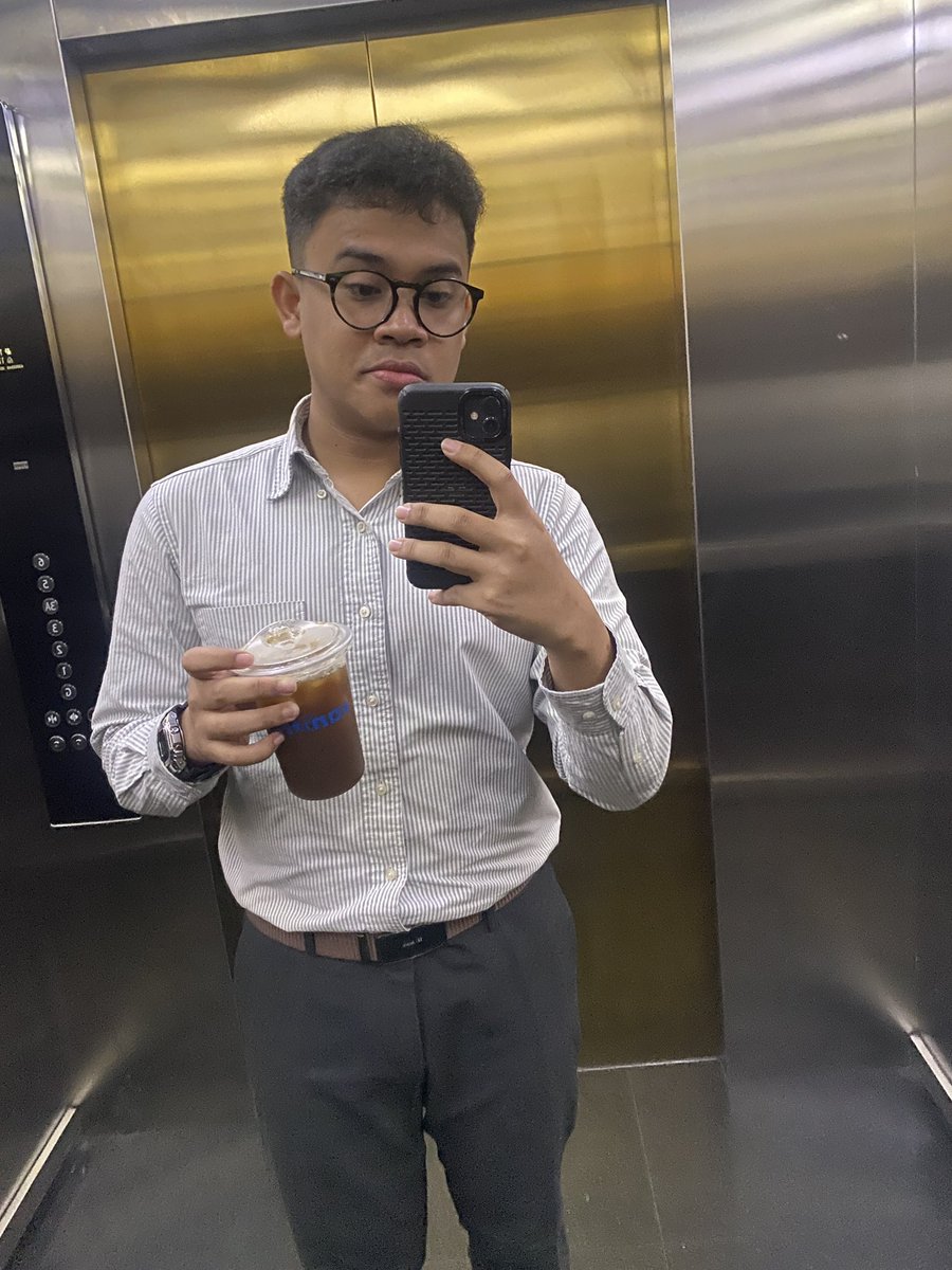 oktrivalll's tweet photo. Minggu ini kaya taik Nyampe pala https://t.co/Jac9Z2zOHB