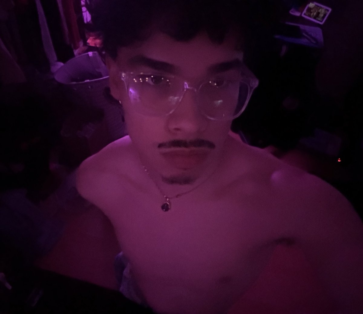 elf boyfriend tweet media