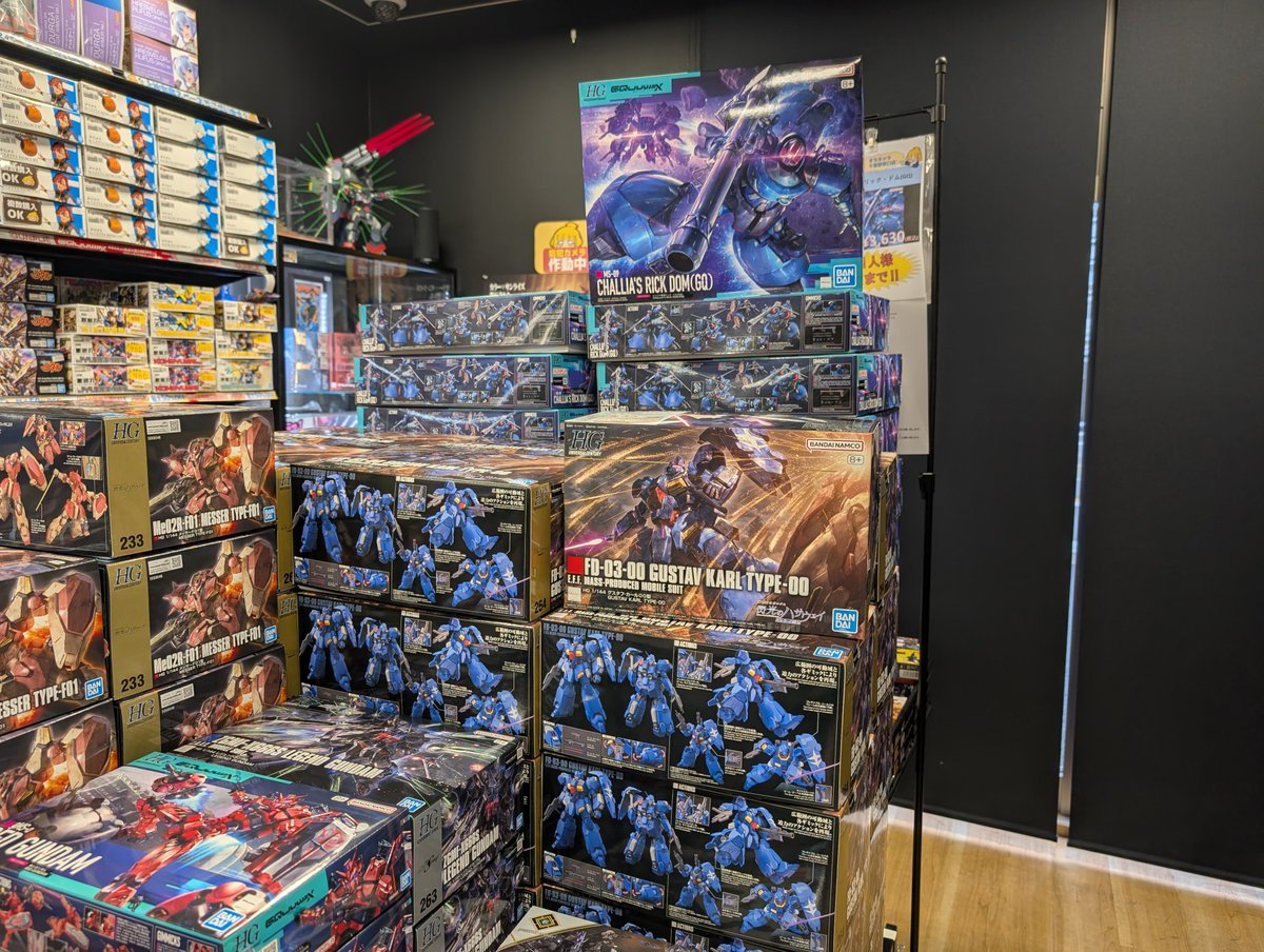 お知らせ #いばかん #ガンプラ #GQuuuuuuuX 🔻2月7日(土)発売！ HG 1/144 ｼｬﾘｱ専用ﾘｯｸ・ﾄﾞﾑ(GQ) HG  1/144 ｸﾞｽﾀﾌ・ｶｰﾙ00型 #30MF ｶｽﾀﾏｲｽﾞｽﾄﾗｸﾁｬｰ2 映画が始まったばかりの #閃光のハサウェイ グスタフが登場！  明日は❄予報ご来店の際は充分にお気をつけてください🙏 HG グスタフ・カール00型＆HG シャリア専用リック・ドム(GQ)