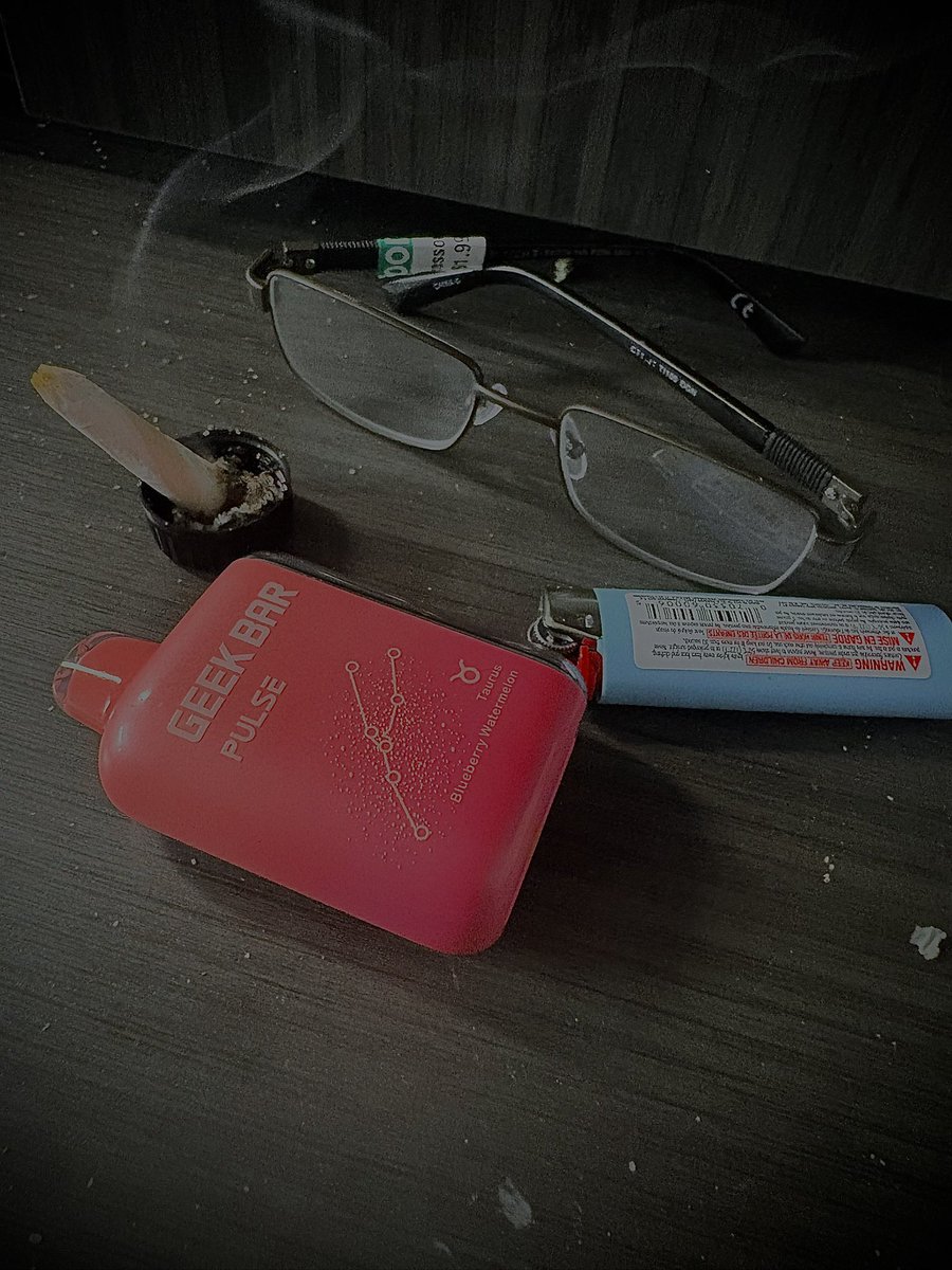 iamskolaa's tweet image. They Found me and my #TrippyKit 🌍🇩🇴👺🙈🫠 #TheySweating With me though! 😉 just #Blink or #Wink at it when you notice 😇