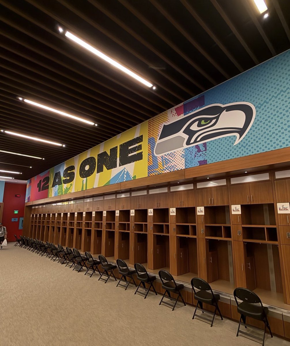 Nice locker room <a href="/49ers/">San Francisco 49ers</a>