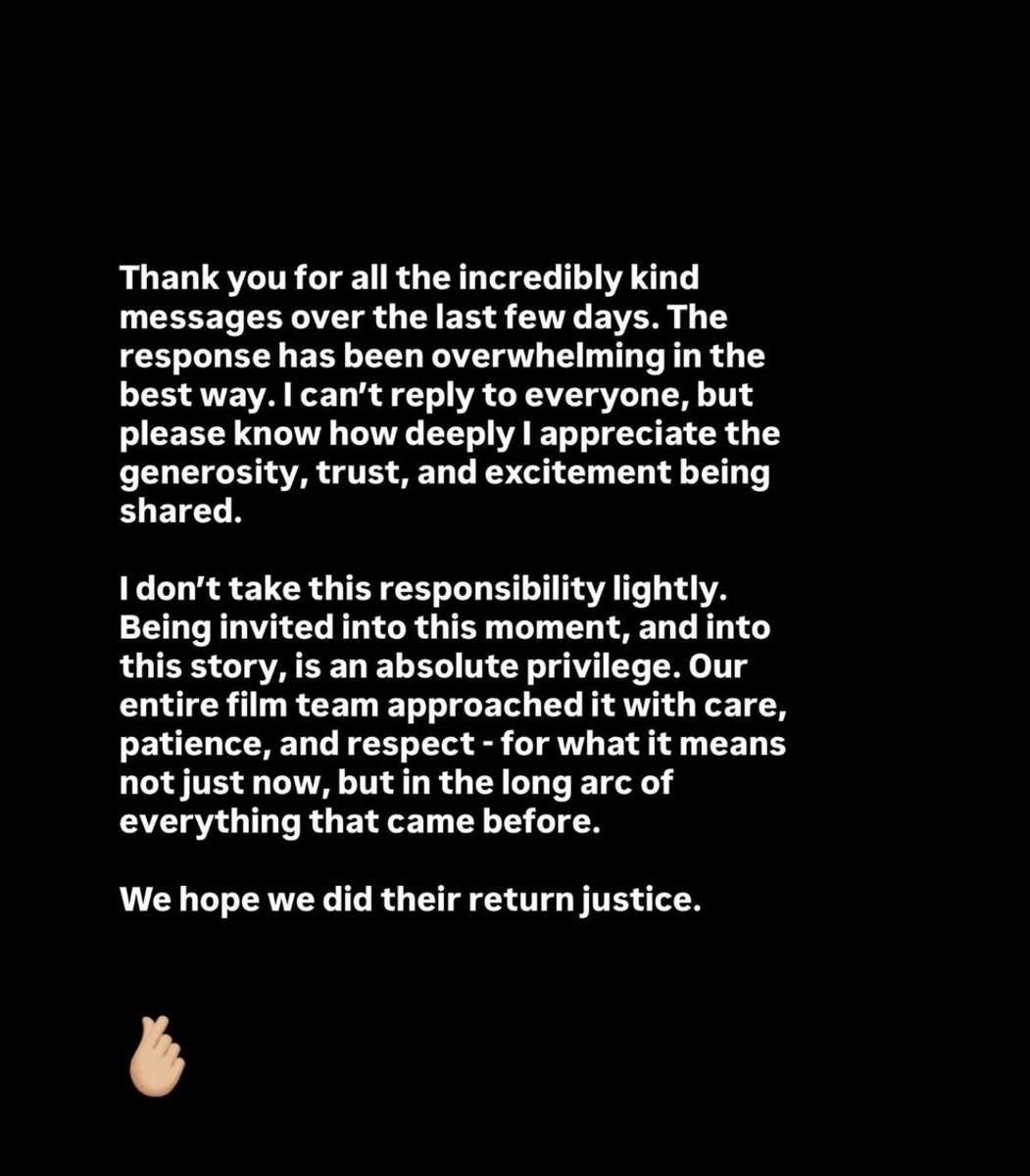 <BTS: 더 리턴> 바오 응우옌 감독님 인스스

“지난 며칠 동안 보내주신 정말 많은 따뜻한 메시지들에 진심으로 감사드립니다. 그 반응은 가장 좋은 의미로 압도적이었어요. 모든 분께 일일이 답하지는 못하지만, 여러분이 나눠주신 관대함과 신뢰, 그리고 설렘을 제가 얼마나 깊이 감사하게 느끼고