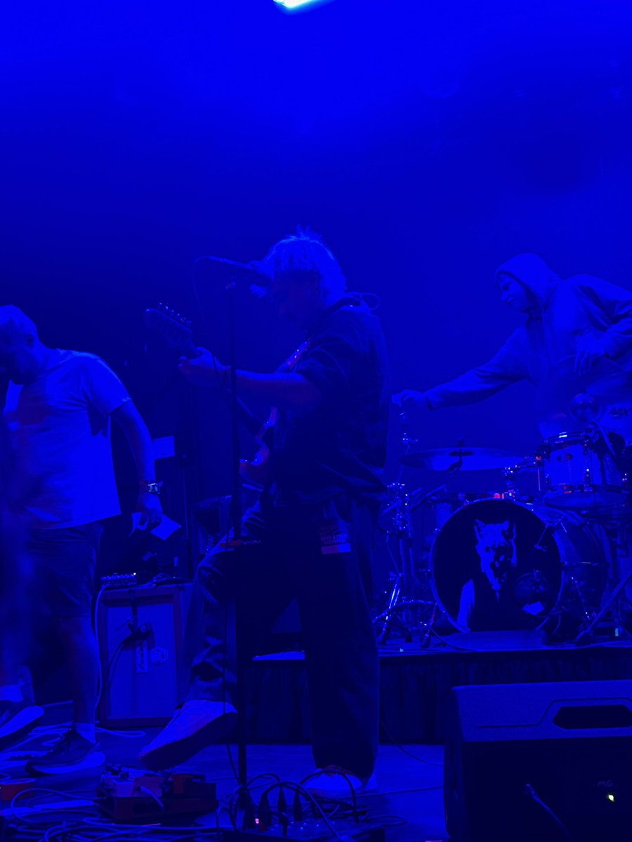 chris farren hype account tweet media