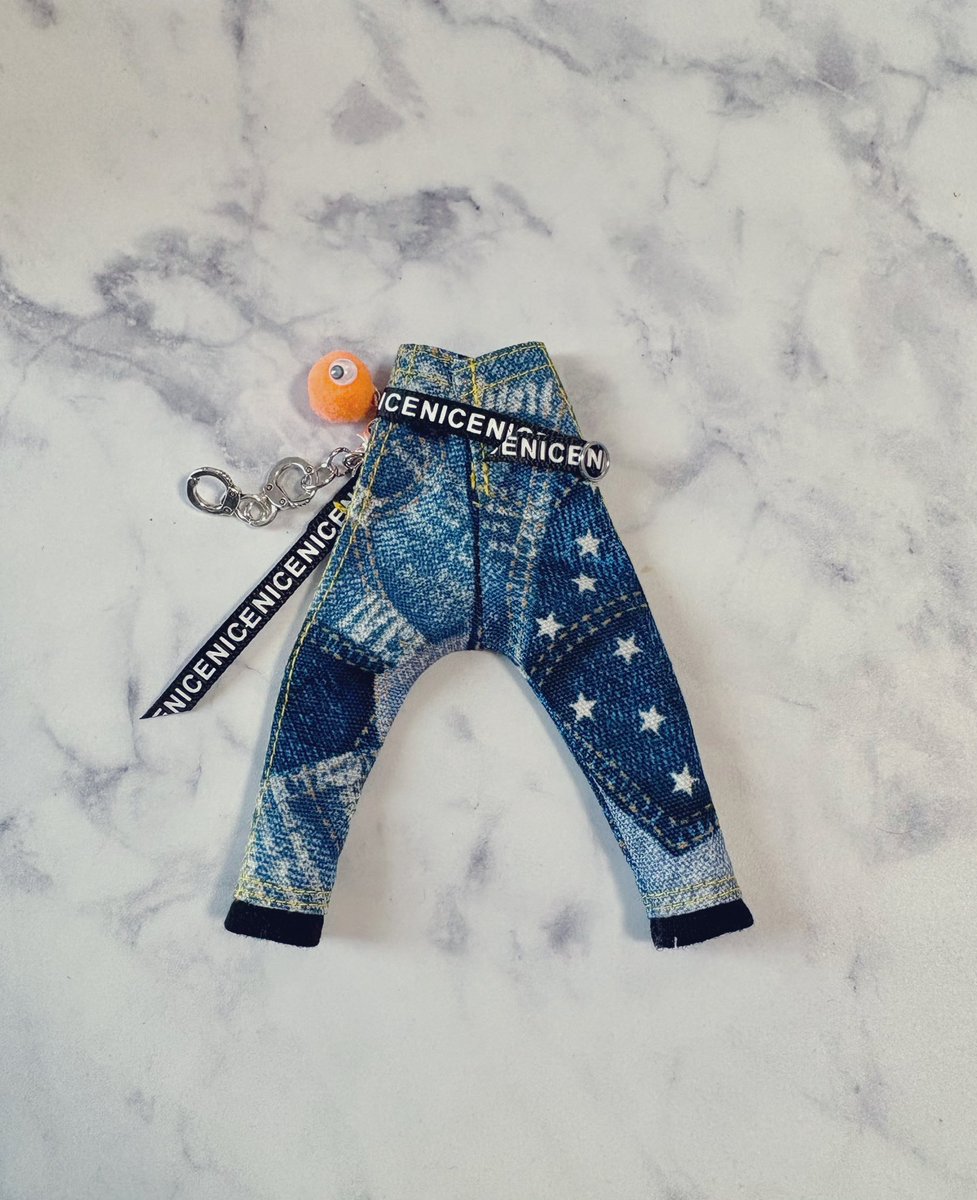 シチリアの追憶 のお洋服です

デニム風サルエルパンツ 付属品付

付属品は、コーディネートに合わせて付け替え可能です
#シチリアの追憶