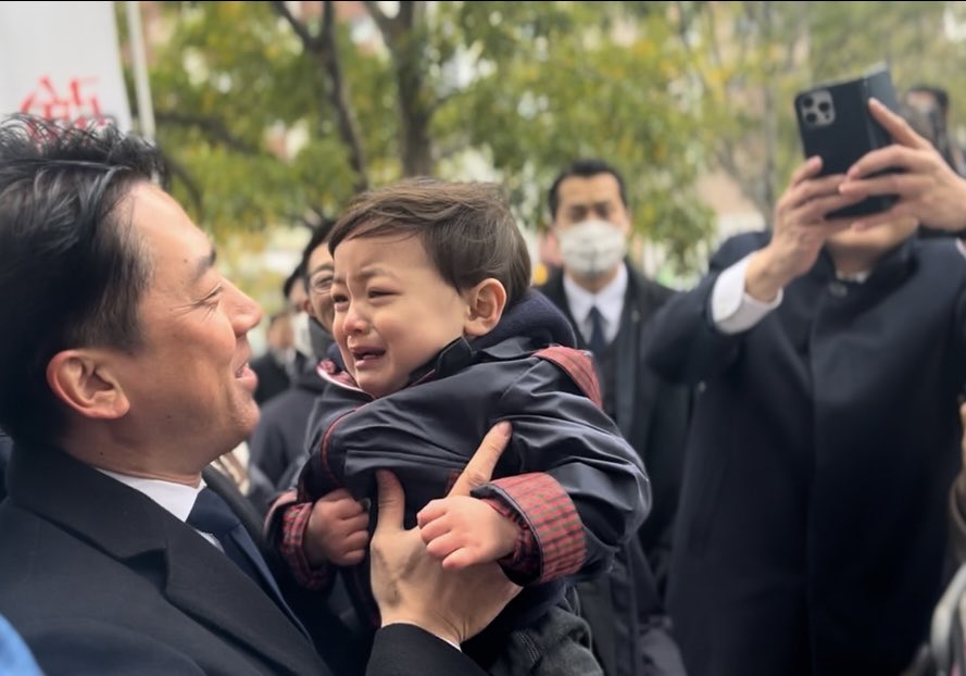 necotex's tweet photo. 「泣く子は育つよ」のお言葉いただきました！ありがとうございました！ https://t.co/8Q6Wjiblib