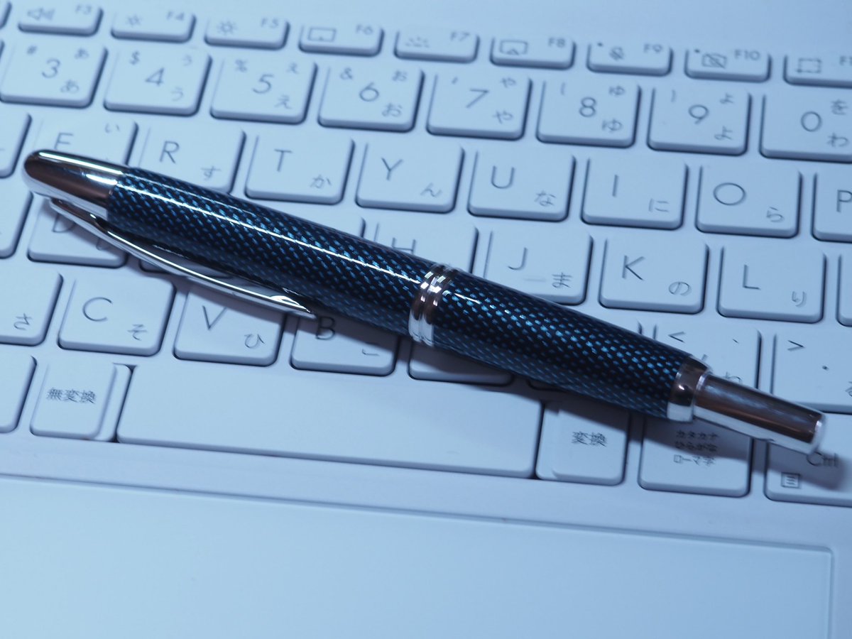 #筆箱の中身採点します
点数あんまりアテにしないでください