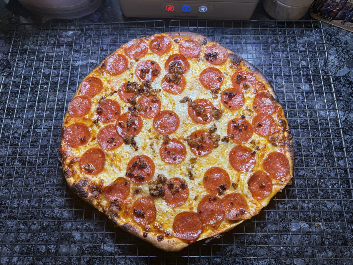 Luke Nowinsky tweet media