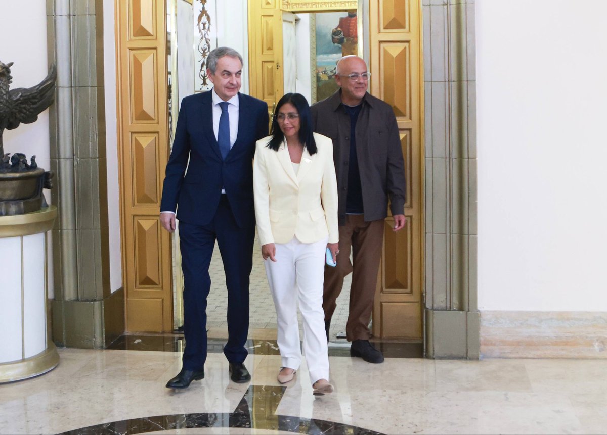 José Luis Rodríguez Zapatero, amigo de Venezuela y de la paz y la justicia. Confiamos en su amplia experiencia, para trabajar en el Programa por la Paz y la Convivencia Democrática.