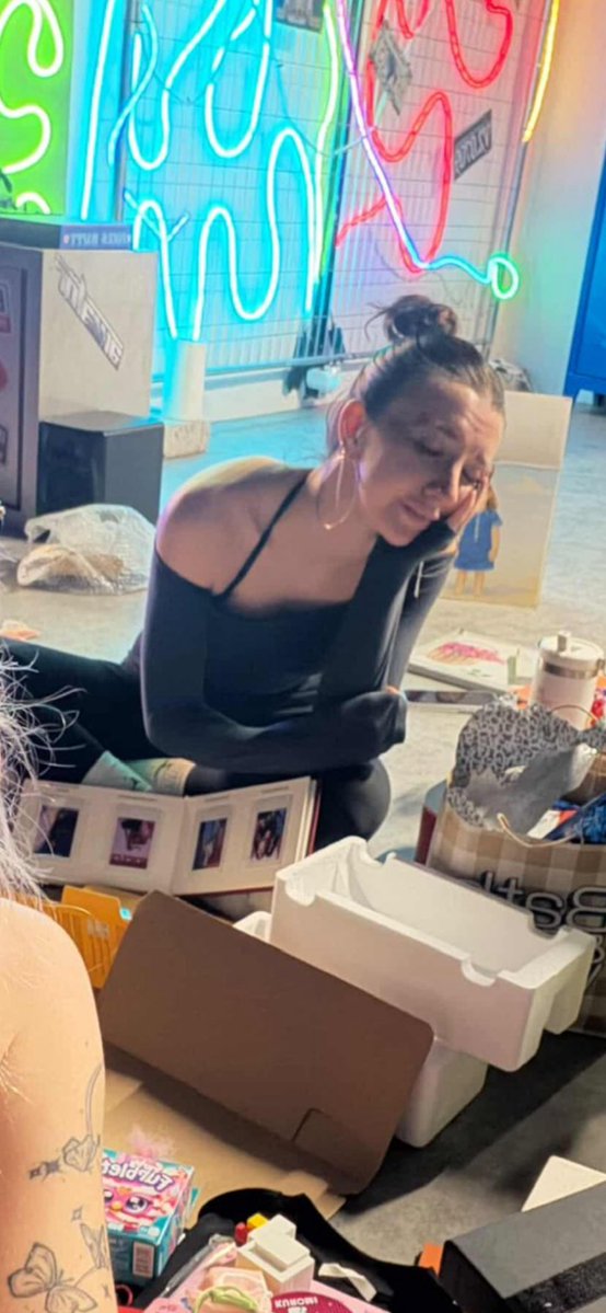 bilymins's tweet image. seni cok seviyoruz 🤍