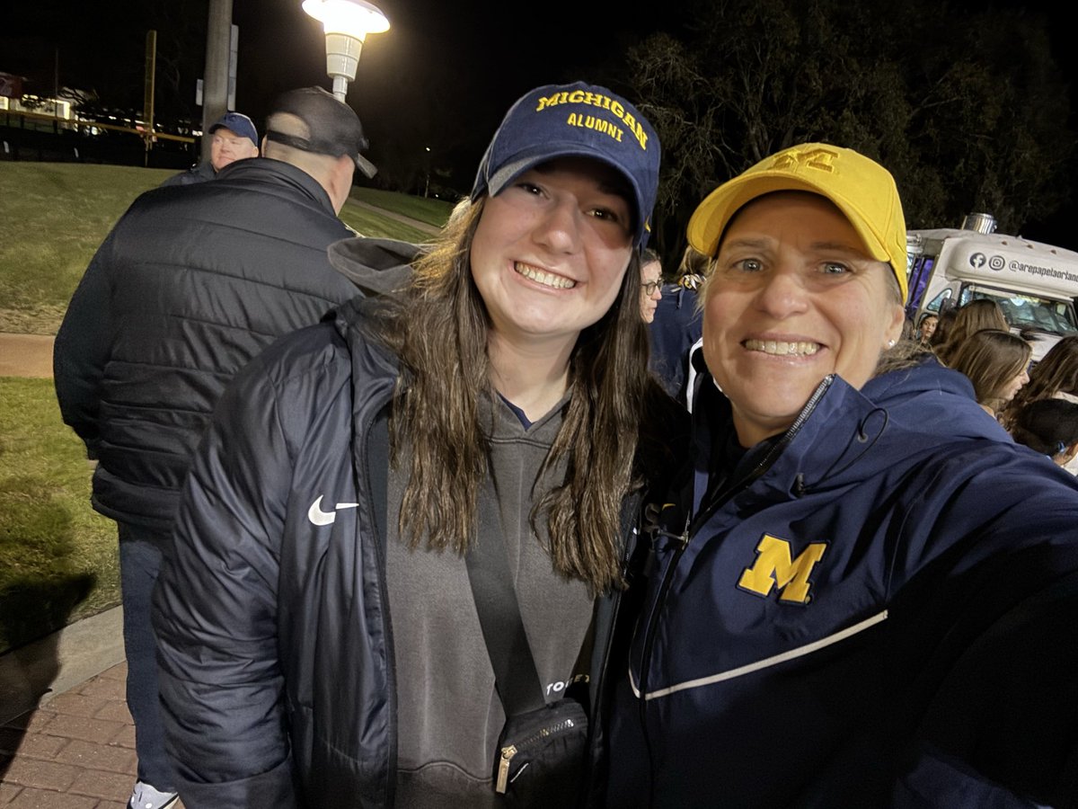 CoachBrundage's tweet photo. Fun day on the field and so great to reminisce about our time in the bullpen with these two Michigan greats. @tera_blanco @derkowski11 https://t.co/FhRw6jc8Pm