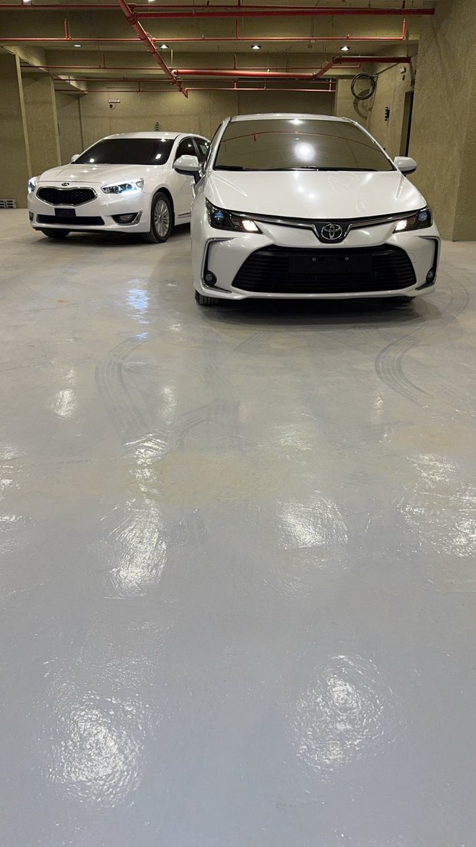 ليت الزمان الي مضى يرجع اليوم
 وترجع لنا ايام القلوب النظيفه

ايامنا الحين ظالم ومظلوم
 ونوايا بعض الناس ماهي نظيفه