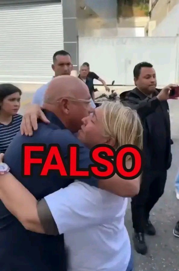marlinsanchez77's tweet photo. @madeleintlSUR https://t.co/5YYnLJDAdu