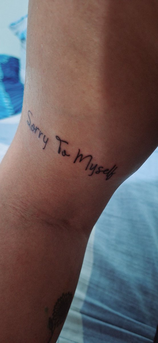 ddlovemi's tweet photo. Hoje rolou tatuagens das minhas favs 💖  #sorrytomyself #4ever4me https://t.co/9W7ArWKGEd