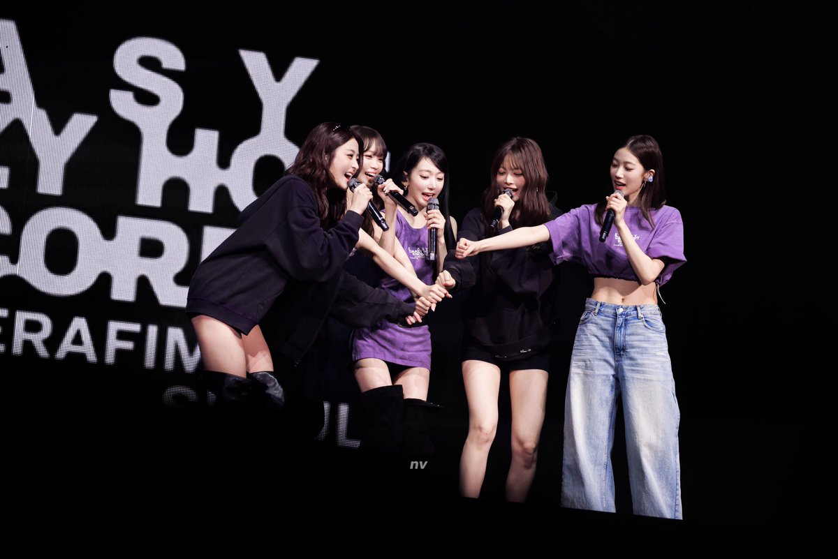 nv_chae's tweet image. 260201 EASY CRAZY HOT TOUR

다음 챕터에서도 별처럼 빛나줘⭐️ 

#르세라핌 #LE_SSERAFIM