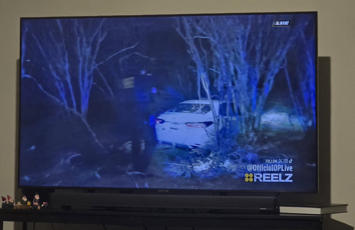 iveglez's tweet image. I was waiting to hear the sirens in my living room. After having such a cold weekend last week, everybody is out and about tonight in this area. @OfficialOPLive on @ReelzChannel! #OPLive #OPNation #OnPatrolLive