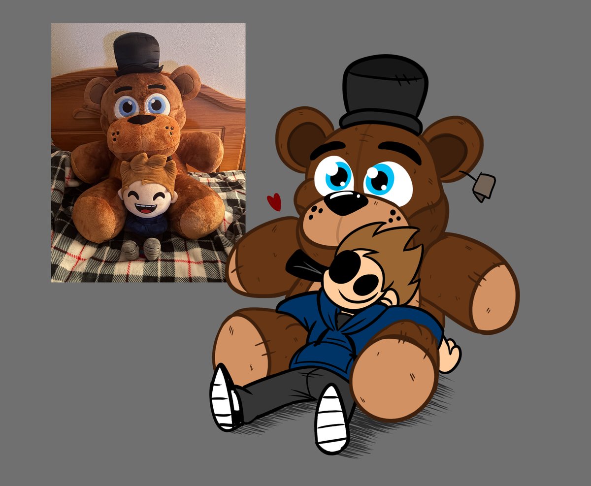 LittleLinkers's tweet image. I got the giant Freddy plushie and I regret nothing
