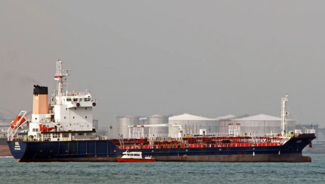 PTI_News's tweet photo. PHOTO | Indian Coast Guard busted an international oil smuggling racket on February 6, 2026, through an intricate sea-air network centred operation. The vessels involved devised a method to smuggle large volumes of cheap oil and oil based cargo from conflict ridden countries and profit by mid sea transfer to motor tankers in International waters. The syndicate consist of a network of handlers operating from various countries, coordinating the sale and transfer between sea going vessels. Three vessels were intercepted by ICG ships, about 100 nautical miles west off Mumbai on February 5, 2026, and through sustained rummaging, corroboration of electronic data onboard the suspect vessels and verification documents and interrogation of crew, ICG specialist boarding team established the chain of incidents and the modus-operandi of the criminals. 

(Source: Third Party/@IndiaCoastGuard)