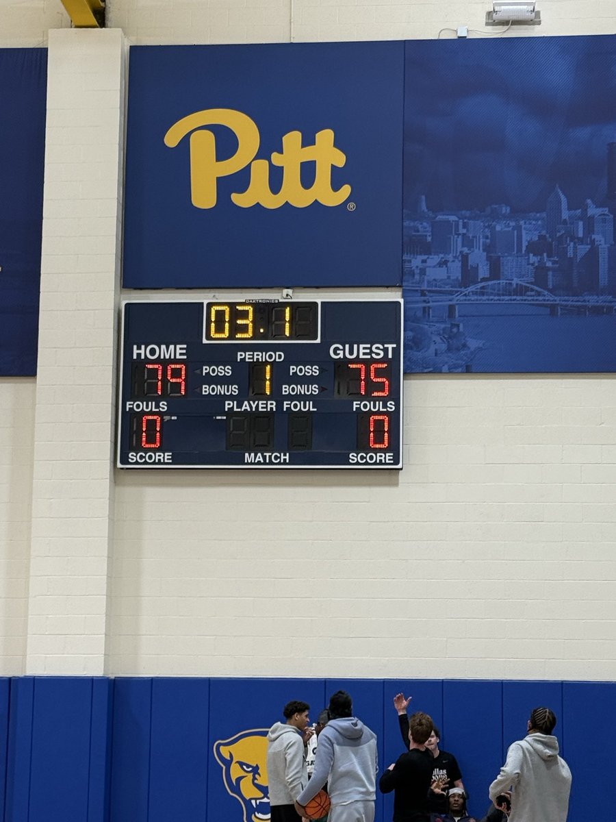 Pitt Basketball Managers (7-0) tweet media