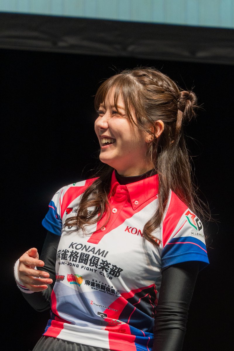 Mリーグトレカ Mリーグプレミアムナイト 高宮まり 入場特典Mリーグトレカは高宮プロでした🐲 パスワード:343453