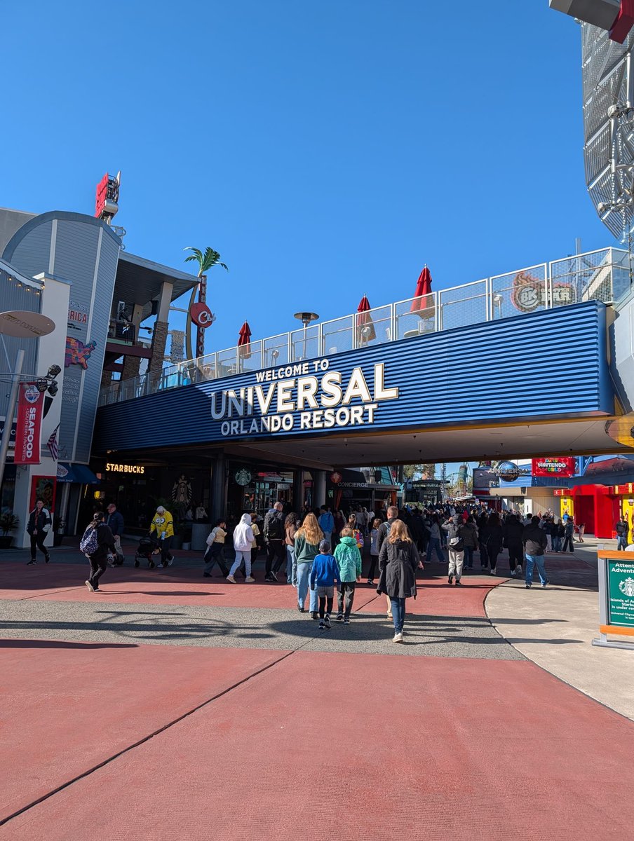 Can't come to Florida without a trip to Universal/Disney

Just realized it's been exactly a year since we've taken a vacation 😅