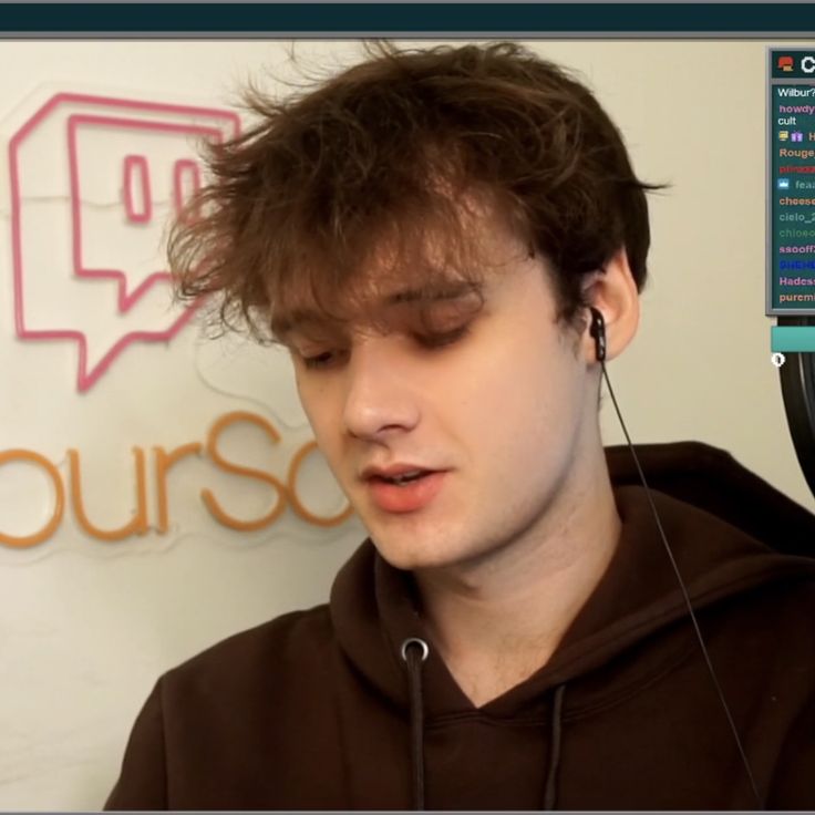 it's ALL over the screen btw