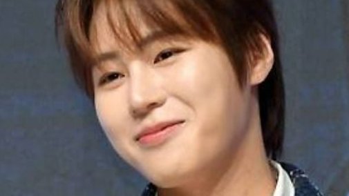 하성운, 워너원 재결합 앞두고 경사…난로 옆 군고구마 함께 먹고 싶은 남자 가수 1위 [TEN Chart]
Ha SungWoon Tops Poll as the Male Singer Fans Most Want to Sit by the Heater and Share Roasted Sweet Potatoes With

tenasia.co.kr/article/202602…

텐아시아는 지난달 29일부터 이달 4일까지 '난로