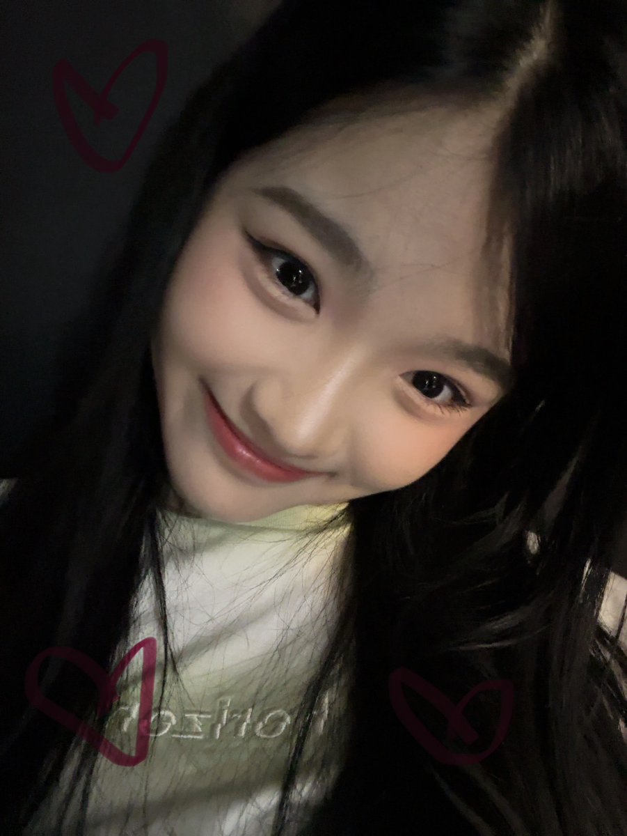 PAGII 💞 terimakasih ya yang sudah semangaattt untuk bertemu dengan aku di video call nantiii 💪🏻 senang bisa mengobrol tiap bulan bersama kaliaaannnzz JANGAN DILUPAIN YAH VC NYA!! yang belum dapat aku tunggu bulan bulan berikutnya yaaa 🫶🏻