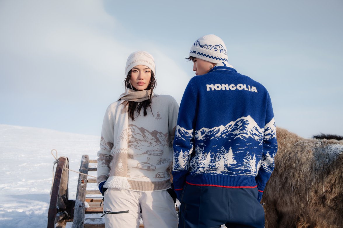 elbegdorj's tweet photo. ✨Team Mongolia. Truly iconic. This is what national pride looks like. Elegance stitched with tradition, pride woven into every detail. This outfit isn’t just sportswear — it’s history, identity, and spirit on the world stage🌏🇲🇳 https://t.co/p5qoh5DIhf