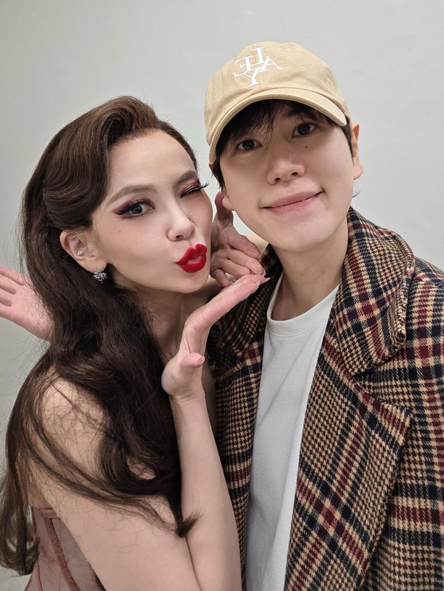 #규현 #KYUHYUN 
260207 김지우 배우님 인스타 📸

보고싶었던 사랑스런 댕댕이 우리 규현이🫶🏼 라이토 만나러 갈테니 몸 잘 챙기고 있어!!!!