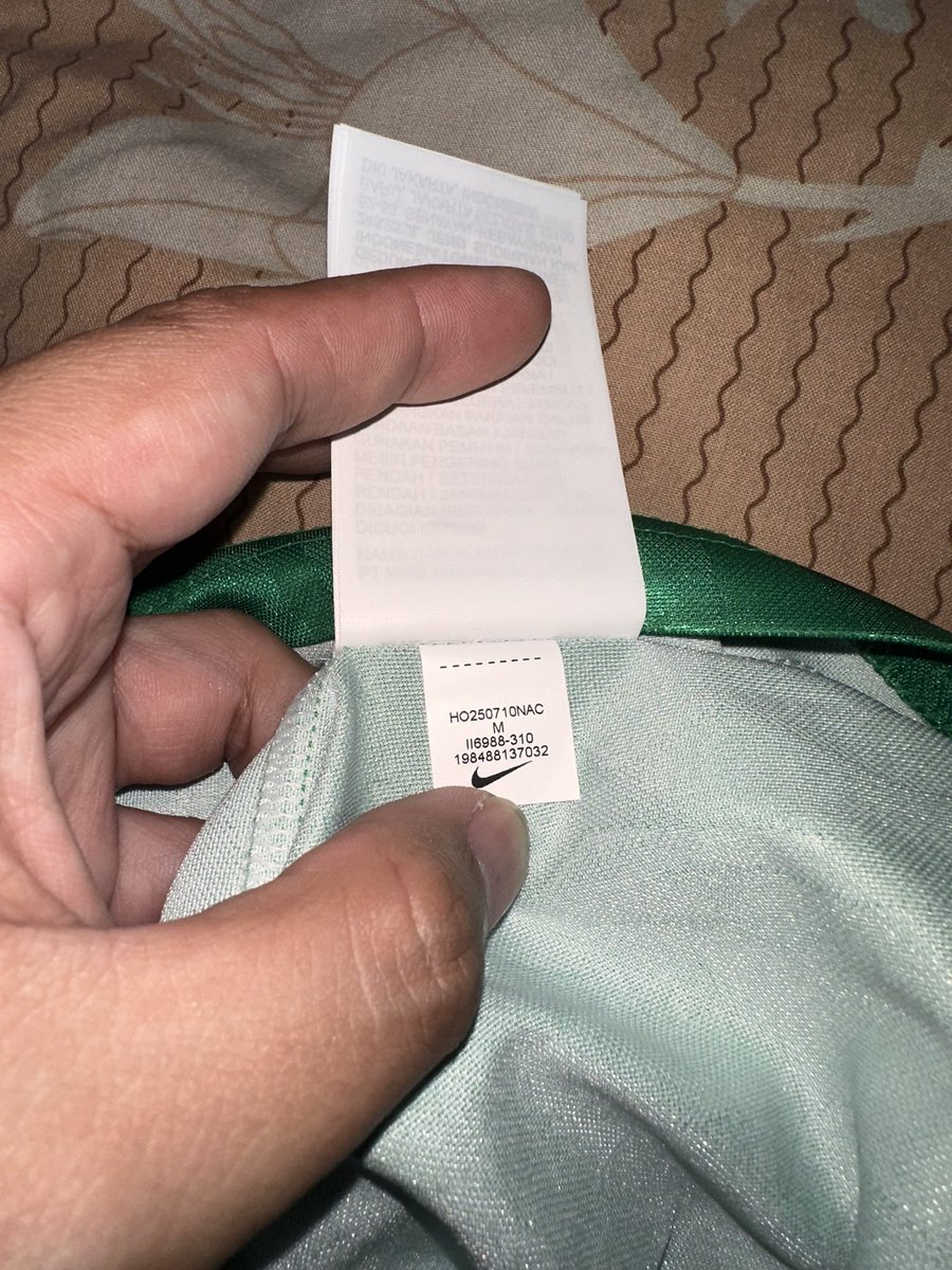 Football in Paradise tweet media