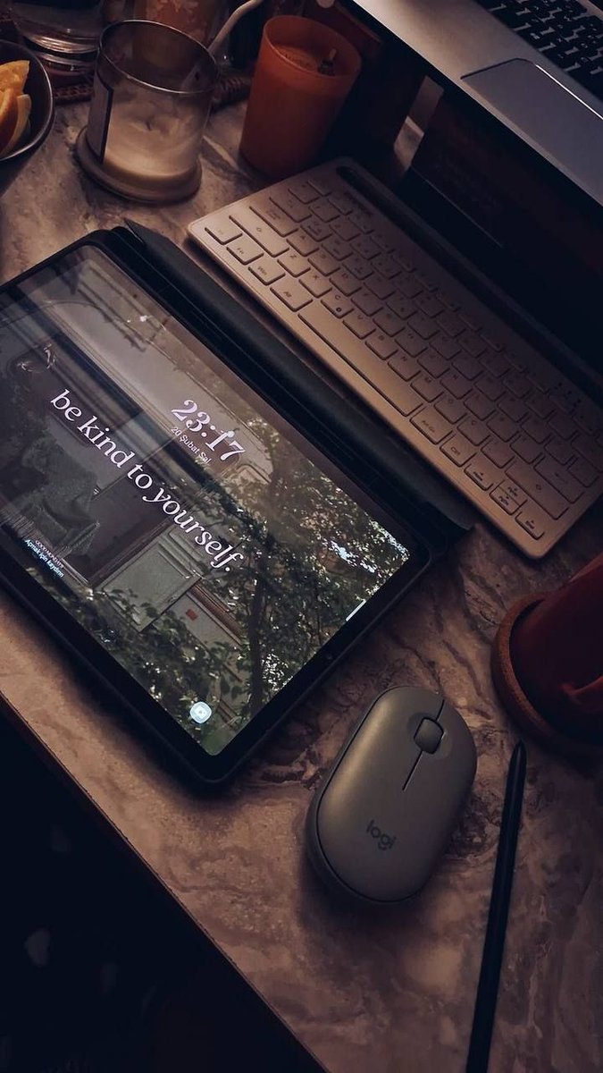 Flor M. García tweet media