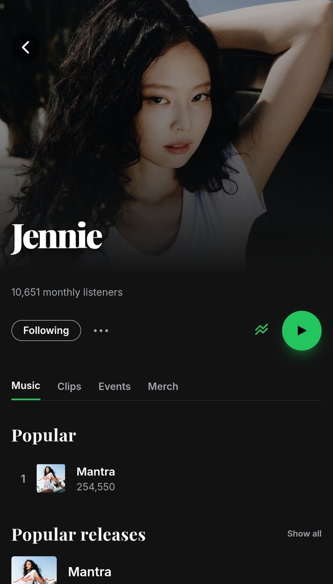 Hollywood Star tweet media