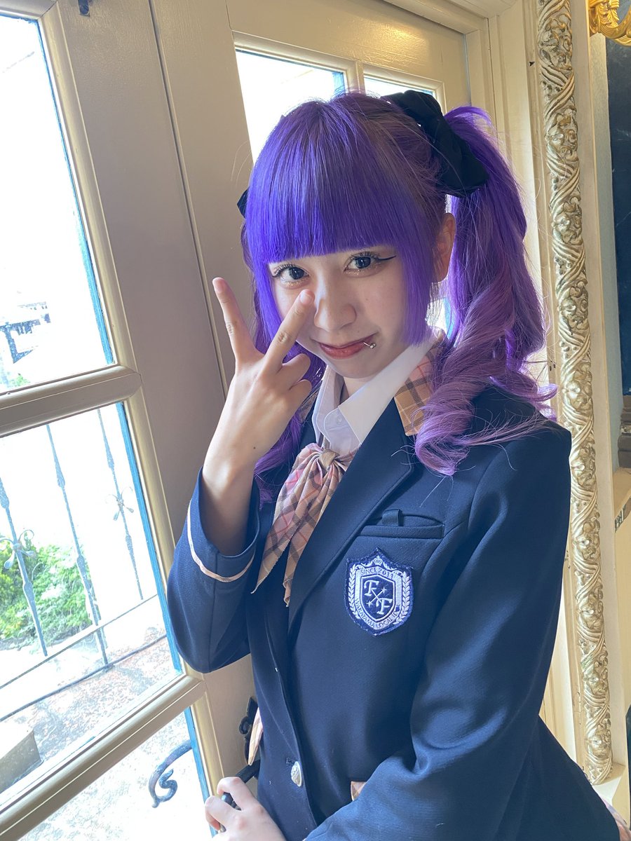 wakayamaidolfes's tweet photo. 和歌山地域密着型アイドルグループFunxFam、テレビ和歌山の『ちゃぶ台おかわり』の中で、一コマ写真をどうぞ〜😆
#FunxFam
#和歌山アイドル https://t.co/WmTTKTfhfs