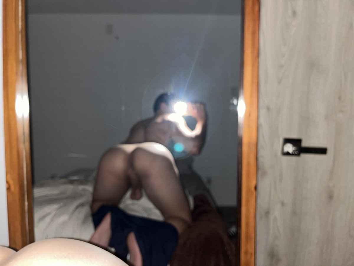 eleazarvegaa's tweet photo. Ve a mi telegram a ver lo que pasó después de la foto 🫣🔥 https://t.co/hqkJUYbJsi