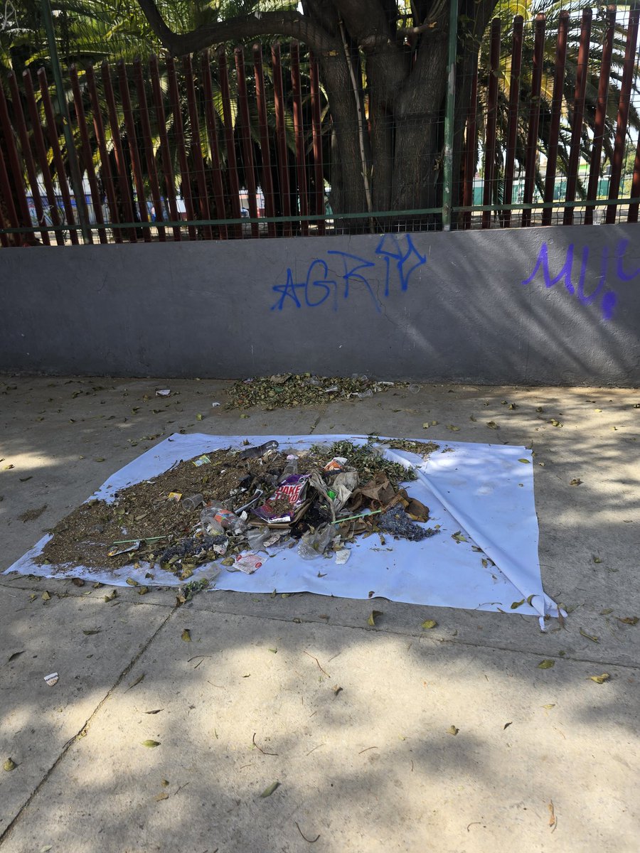 Andy Pox tweet media