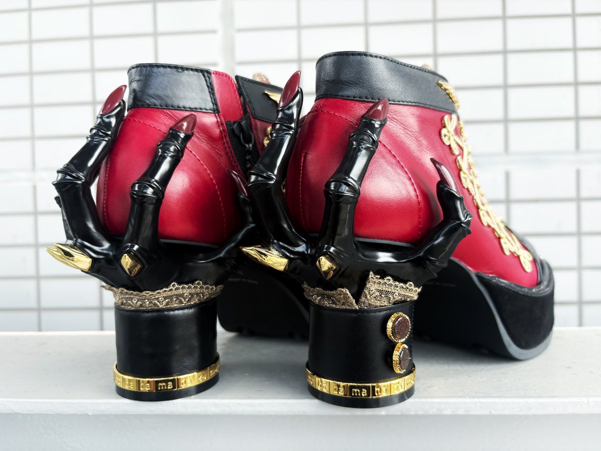 こちらも今月末のWEB即売会にて、

販売されるってばさ