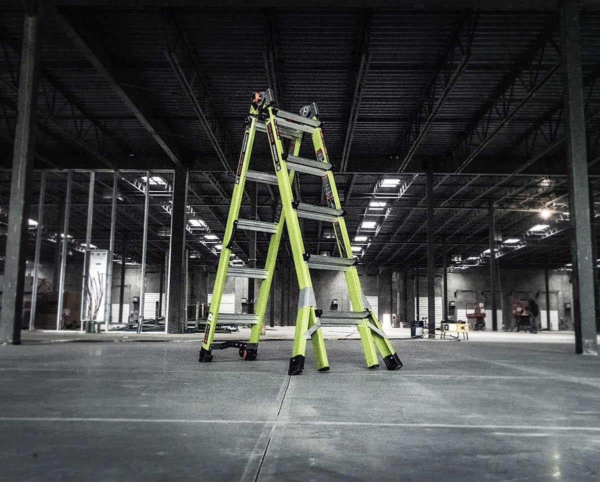 DealsGuys's tweet image. 🚨 THIS IS THE MOVE 🚨
Little Giant Ladders Systems

💰 $489 (was $600) • 19% OFF
⏳ Limited-time price

👉 amzn.to/3MaJluU
#ScottyDeals #giant #ladders