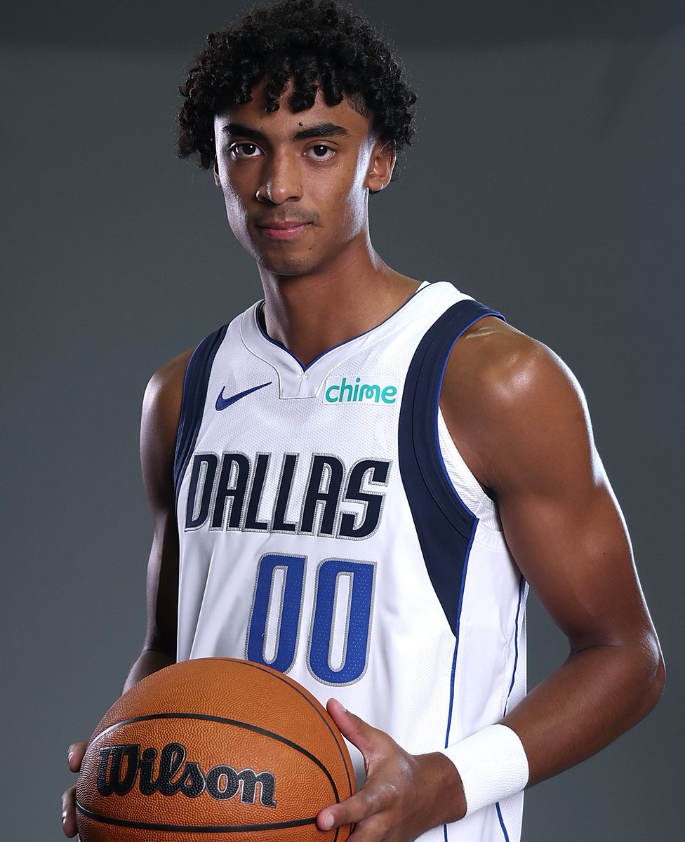 Join us in wishing Max Christie of the @DallasMavs a HAPPY 23rd BIRTHDAY!