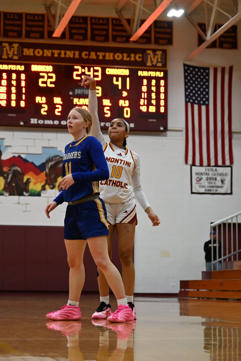 nrichardson2029's tweet photo. Big thanks to : @nick.angus.photography (IG) for the 📸
@MontiniGirlsBsk @MMBR_CoachGBell @M14Hoops_Girls https://t.co/C4VvfeZdYh