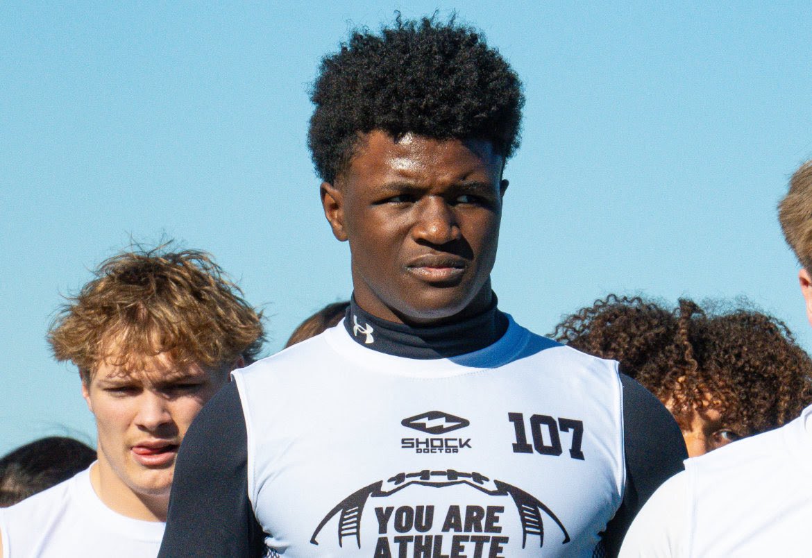 2029 RB Braylon Rayford (<a href="/BraylonRayford/">Braylon Maximums Rayford</a>) out of Pinecrest Academy (NV)

“Rayford has a bulky build that is full of muscle. He has good ball skills, and very quick feet already..” - <a href="/MacCorleone74/">Rion (Ree-un) Young</a> 

FULL STORY: 247sports.com/college/missis…