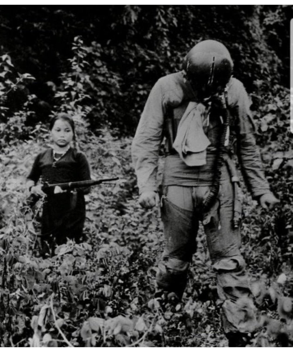 jroc9595's tweet photo. @histories_arch Yeah, it goes both ways…… what was she doing? Oh, she was gonna shoot him in the back if he tried to get away. It was war a war we should’ve never been in. https://t.co/c2h1x4LQXl
