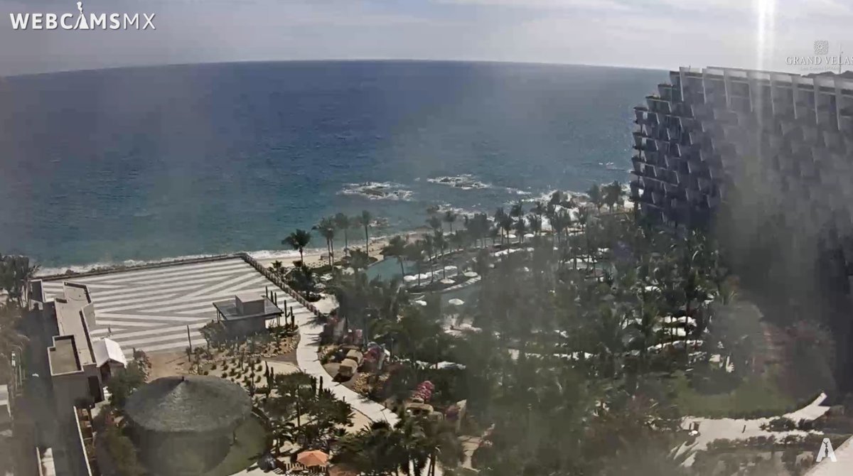 webcamsdemexico's tweet image. #CaboSanLucas: sol radiante, playas doradas y un ambiente de lujo. ¿Está en tus planes para celebrar este #14DeFebrero?

Vista de Los Cabos desde el Hotel Grand Velas Los Cabos @LosCabosGV #BCS #BajaCaliforniaSur 
youtube.com/watch?v=YxMcgl…