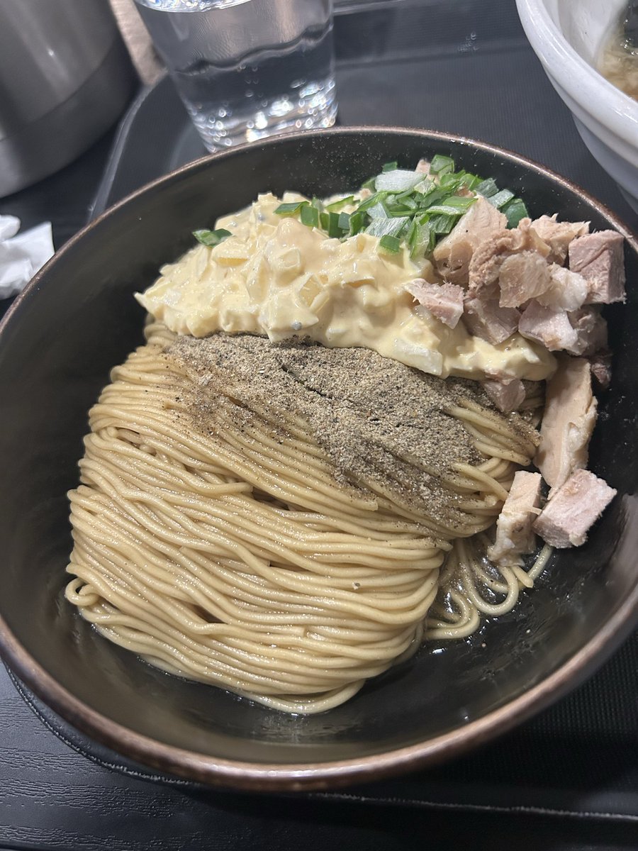 ミッド tweet media