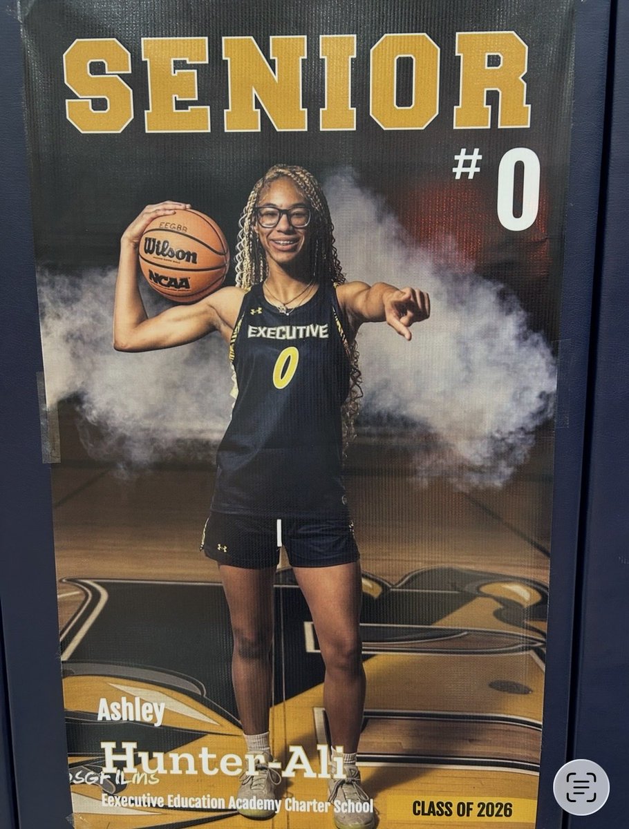LadyRaptorsGBB's tweet photo. Lady Raptors improve to 13-5 with a 49-23 win over Lehigh Valley Academy. What a memorable Senior Night for our captain Ashley Hunter-Ali. 💛💙
Ashley Hunter-Ali 16
Mariah Hargrove 11
#RaptorWay🦖 https://t.co/znVfkYohcC
