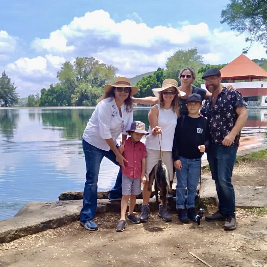 Amatzcalli's tweet photo. 🎣 Vive la emoción de la pesca deportiva en Amatzcalli.

👨‍👩‍👧‍👦 Alimenta truchas con tu familia.
🍽️ Trucha fresca en el restaurante El Jagüey preparada al momento.
🏕️ Camping con vista al Popocatépetl
📍 Cerca de Puebla, CDMX y Morelos
👉 https://t.co/1KGYubtnpn
📞 (244) 444 07 30 https://t.co/fSZDFitz5F