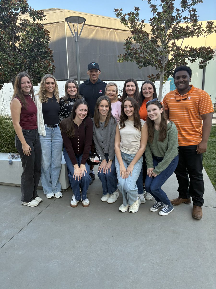 Debbie mackey tweet media