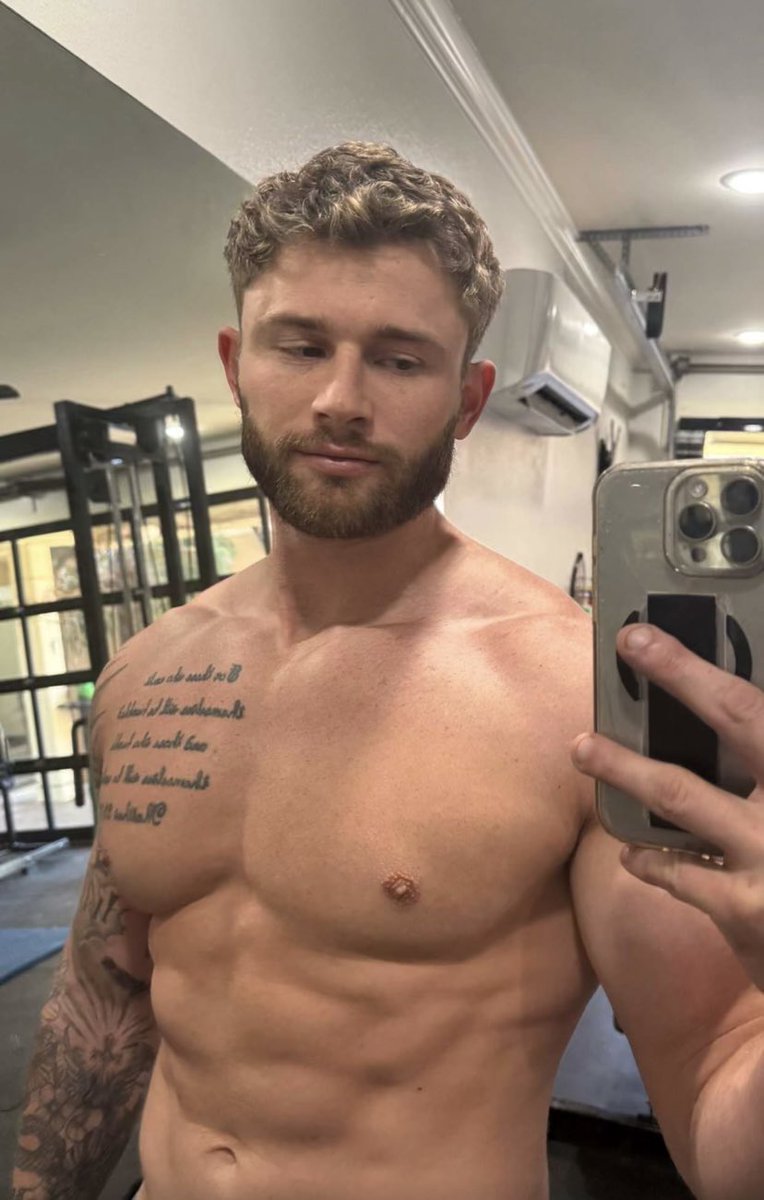 Luke tweet media