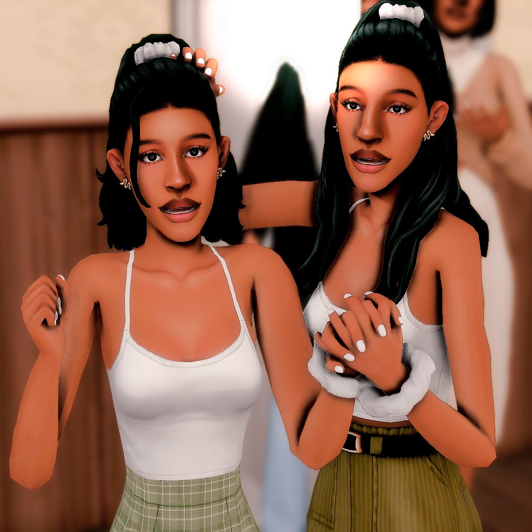 Jollysimss's tweet image. Meet Brielle and Giselle [Brie and Gigi] Twins that are about to start their freshmen year of high school and most exciting they get to be in Ballet this year! 

upcoming series | The sims 4 high school years